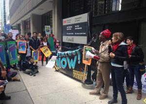 The caravan closed with a lively demonstration in front of the caseworker offices of Immigration and Citizenship Canada. Samantha McGavin speaks on our behalf, linking our international work for migrants' rights with our support to migrant workers here.